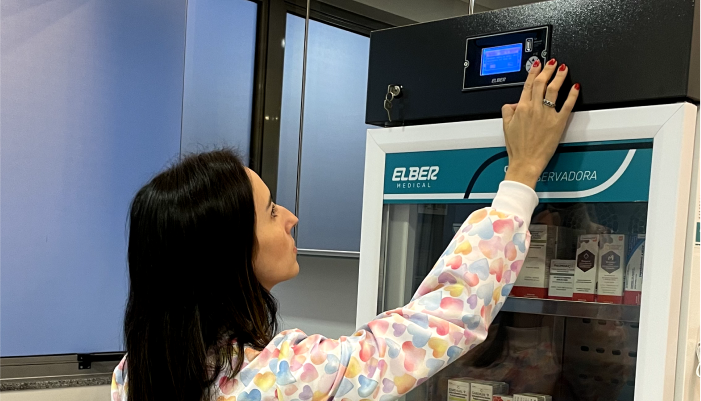 Câmaras refrigeradas da Elber Medical ajudam na regularização e certificação de clínicas