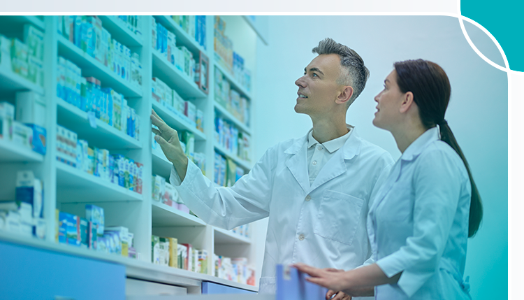 Armazenamento de medicamentos em farmácias: quais exigem uma solução específica?